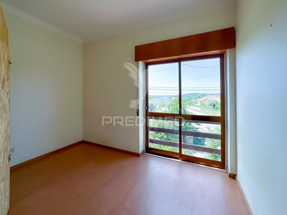 Moradia T3 para Venda em Olalhas Foto 27