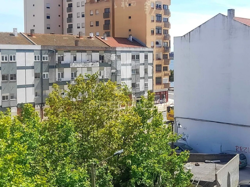 Apartamento T2 para Venda em Alto do Seixalinho, Santo André e Verderena Foto 23