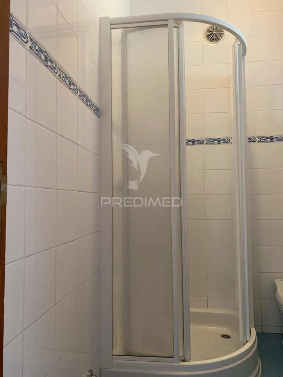 Apartamento T1 para Venda em Paranhos Foto 10