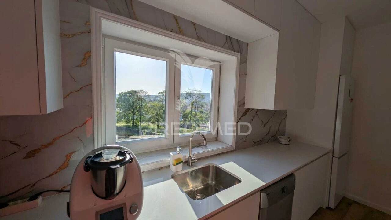 Apartamento T3 para Venda em Figueiro Foto 5