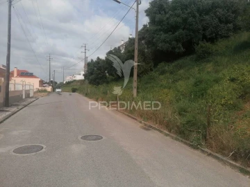 Terreno para Venda em Alverca do Ribatejo e Sobralinho