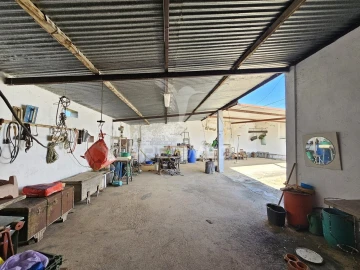 Garagem para Venda em Castro Verde e Casével