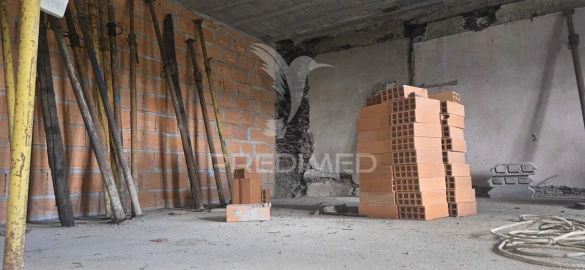 Moradia T3 para Venda em Côja e Barril de Alva