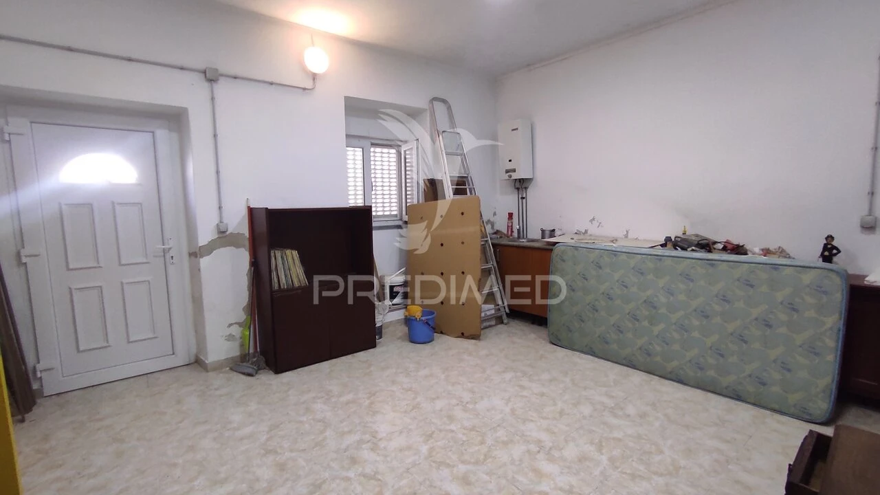 Armazém para Venda em Santa Vitória e Mombeja Foto 5
