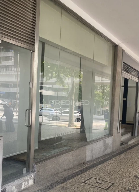 Loja para Arrendamento em Cedofeita, Santo Ildefonso, Sé, Miragaia, São Nicolau e Vitória