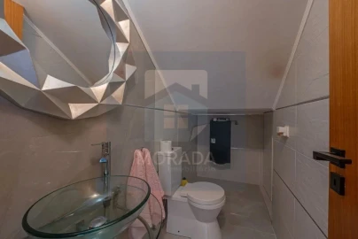 Quinta T4 para Venda em Perafita, Lavra e Santa Cruz do Bispo
