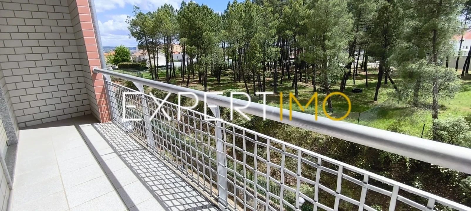 Apartamento T3 para Venda em Sé, Santa Maria e Meixedo Foto 12