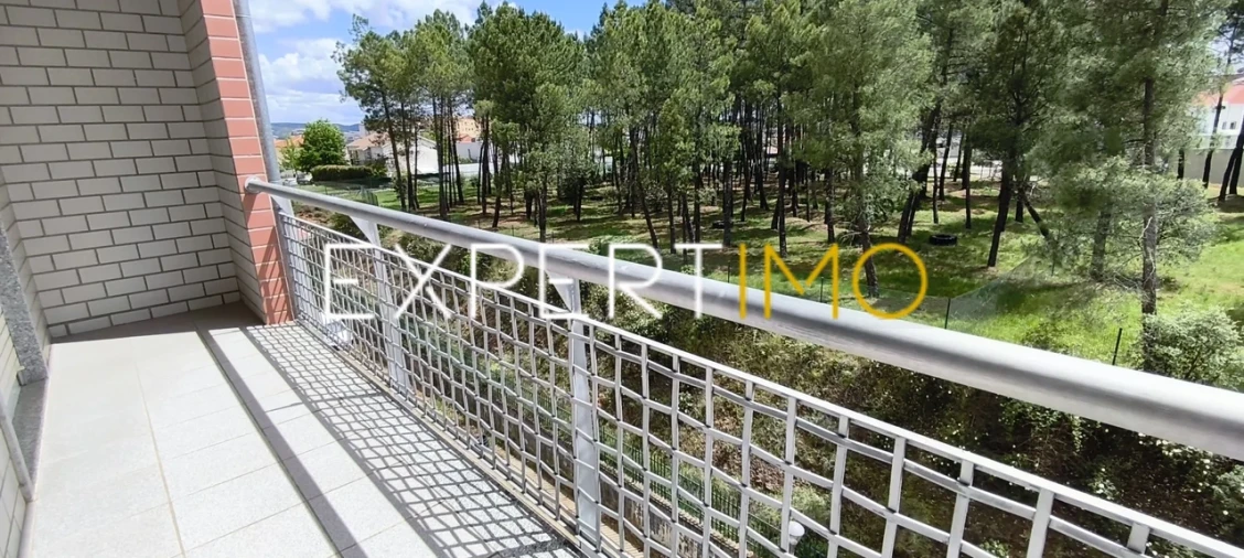 Apartamento T3 para Venda em Sé, Santa Maria e Meixedo Foto 12