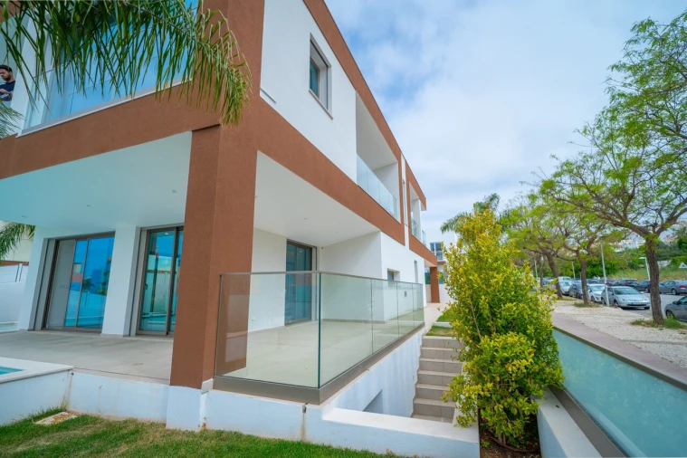 Moradia T3 para Venda em Albufeira e Olhos de Água Foto 37