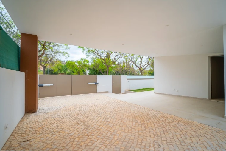 Moradia T3 para Venda em Albufeira e Olhos de Água Foto 10