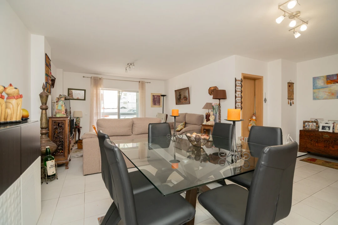 Apartamento T3 para Venda em Portimão Foto 9