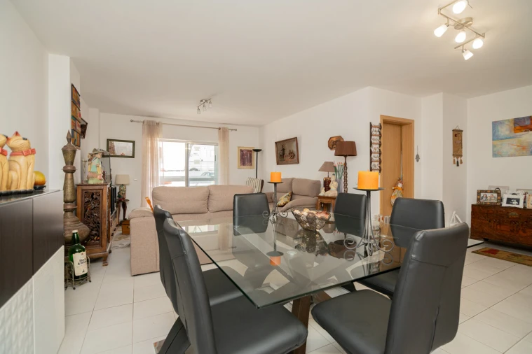 Apartamento T3 para Venda em Portimão Foto 9