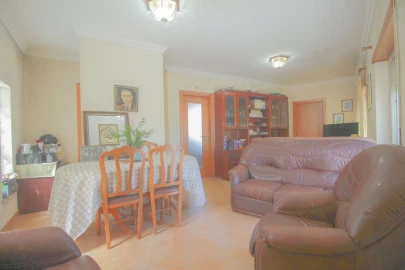Apartamento T1 para Venda em Algoz e Tunes