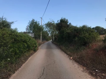 Terreno para Venda em Ferreiras