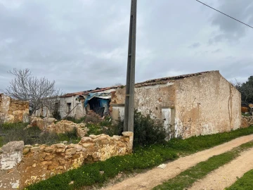 Terreno para Venda em Alcantarilha e Pêra
