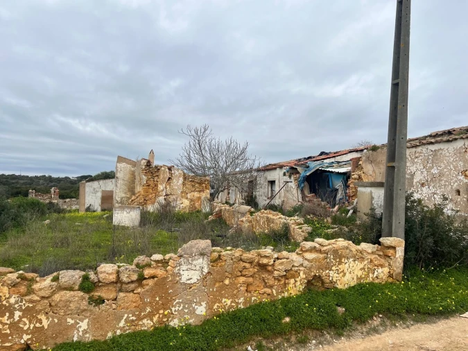 Terreno para Venda em Alcantarilha e Pêra Foto 12