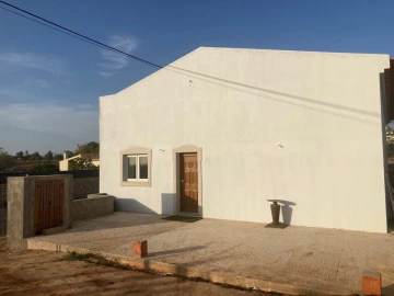Moradia T5 para Venda em Ferreiras