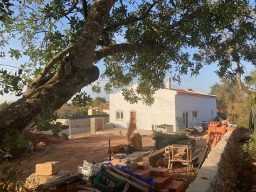 Moradia T5 para Venda em Ferreiras