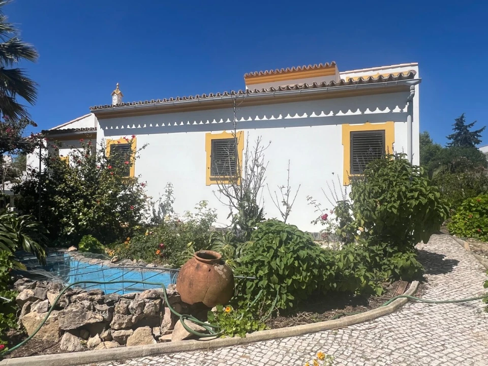 Moradia T5 para Venda em Albufeira e Olhos de Água Foto 2