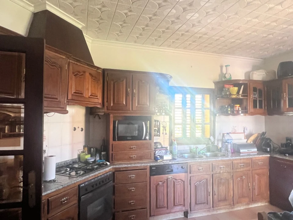 Moradia T5 para Venda em Albufeira e Olhos de Água Foto 5