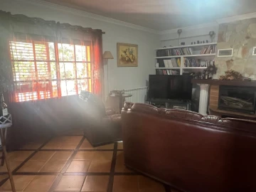 Moradia T5 para Venda em Albufeira e Olhos de Água