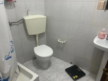 Moradia T5 para Venda em Albufeira e Olhos de Água