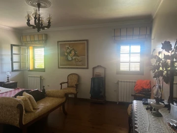 Moradia T5 para Venda em Albufeira e Olhos de Água