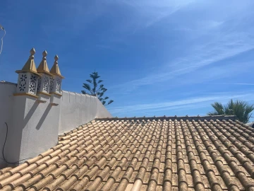 Moradia T5 para Venda em Albufeira e Olhos de Água