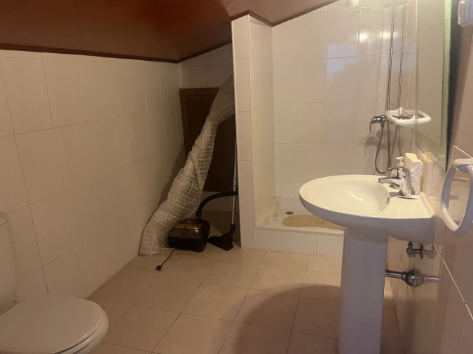Moradia T5 para Venda em Albufeira e Olhos de Água Foto 26
