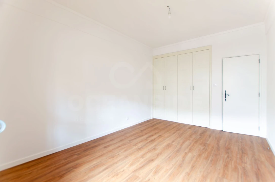 Apartamento T2 para Arrendamento em Oeiras e São Julião da Barra, Paço de Arcos e Caxias Foto 27