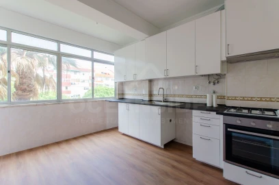 Apartamento T2 para Arrendamento em Oeiras e São Julião da Barra, Paço de Arcos e Caxias