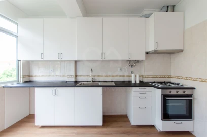 Apartamento T2 para Arrendamento em Oeiras e São Julião da Barra, Paço de Arcos e Caxias