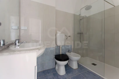 Apartamento T2 para Arrendamento em Oeiras e São Julião da Barra, Paço de Arcos e Caxias