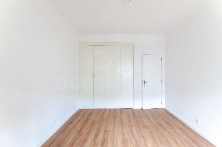 Apartamento T2 para Arrendamento em Oeiras e São Julião da Barra, Paço de Arcos e Caxias Foto 30