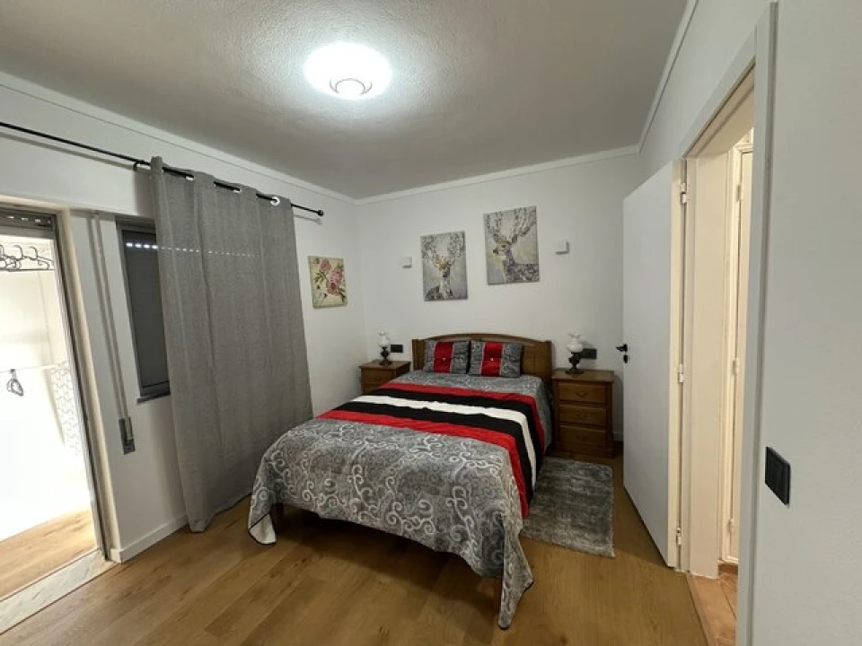 Apartamento T1 para Venda em Quarteira Foto 10