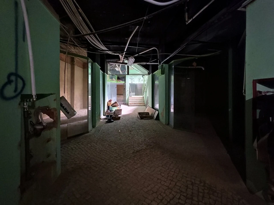 Prédio para Venda em Lagos (São Sebastião e Santa Maria) Foto 11