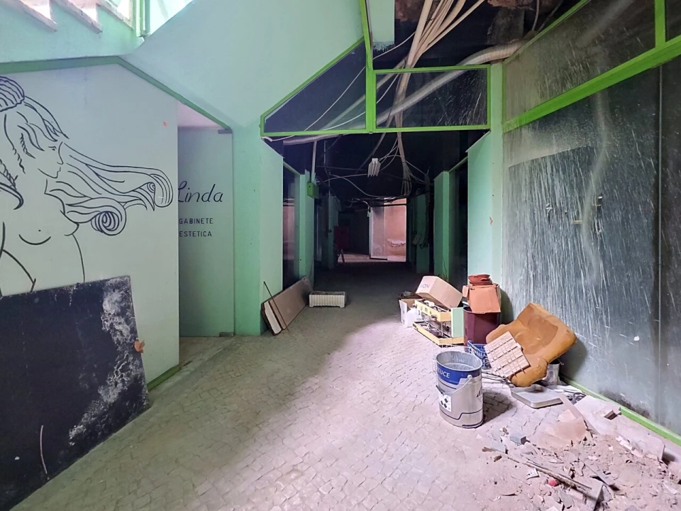 Prédio para Venda em Lagos (São Sebastião e Santa Maria) Foto 18