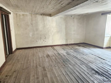 Moradia T3 para Venda em Fundão, Valverde, Donas, A. Joanes, A. Nova Cabo