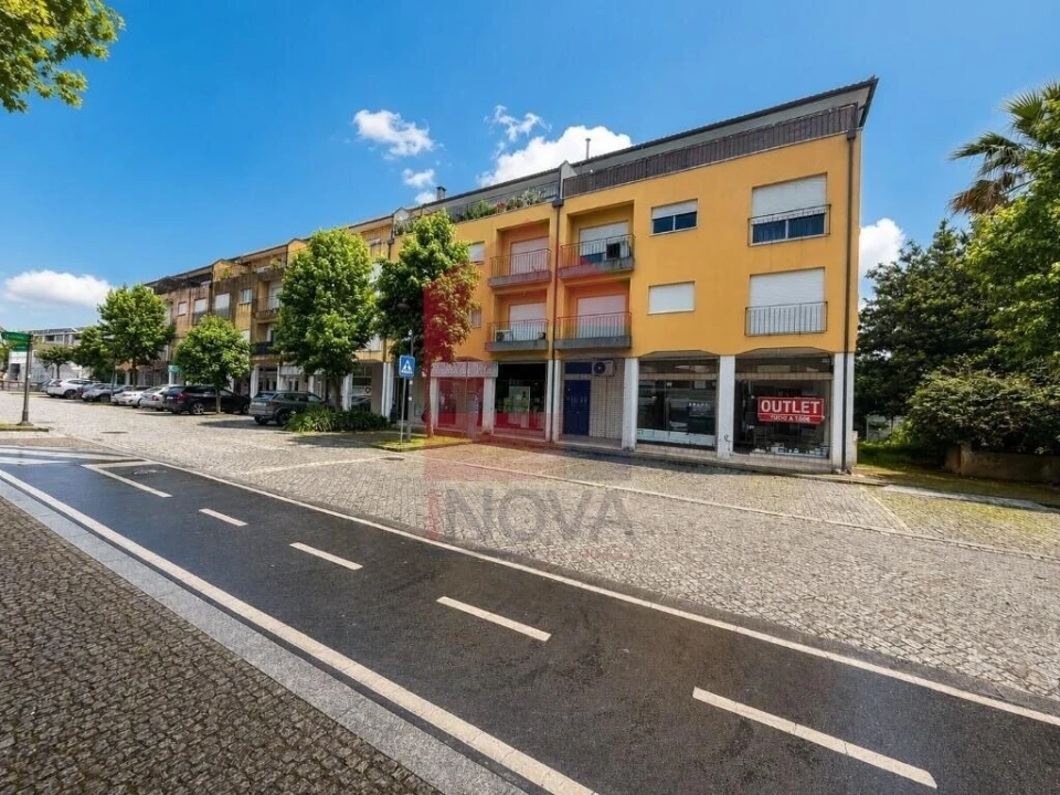 Apartamento T3 para Venda em Vila Verde e Barbudo Foto 1