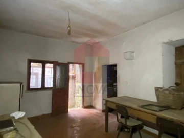 Moradia T7 para Venda em Vade