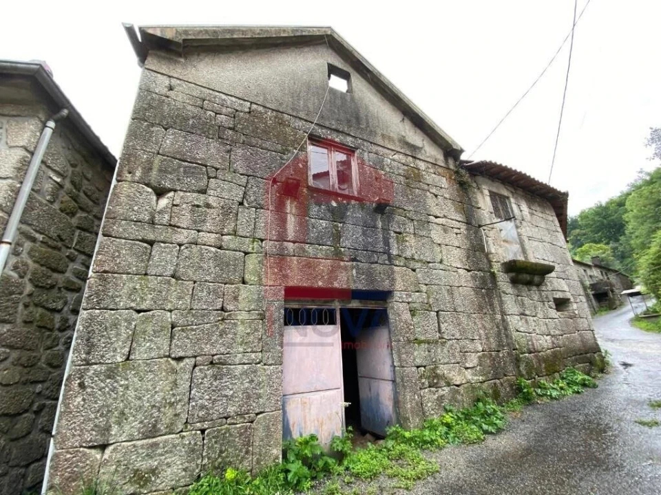 Moradia T7 para Venda em Vade Foto 24