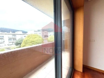 Apartamento T3 para Venda em Santa Maria Maior e Monserrate e Meadela