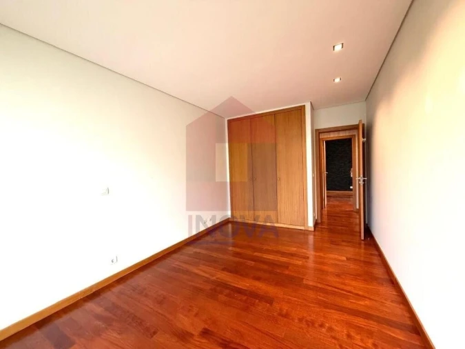 Apartamento T3 para Venda em Santa Maria Maior e Monserrate e Meadela Foto 16