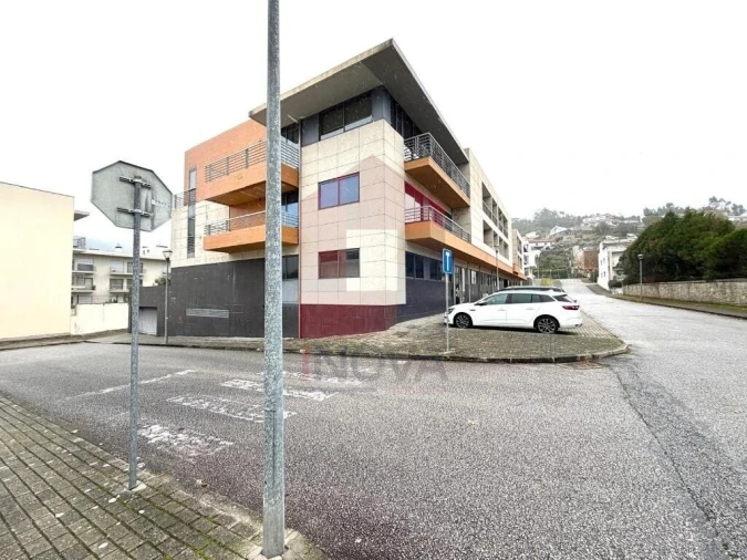 Apartamento T3 para Venda em Santa Maria Maior e Monserrate e Meadela Foto 26