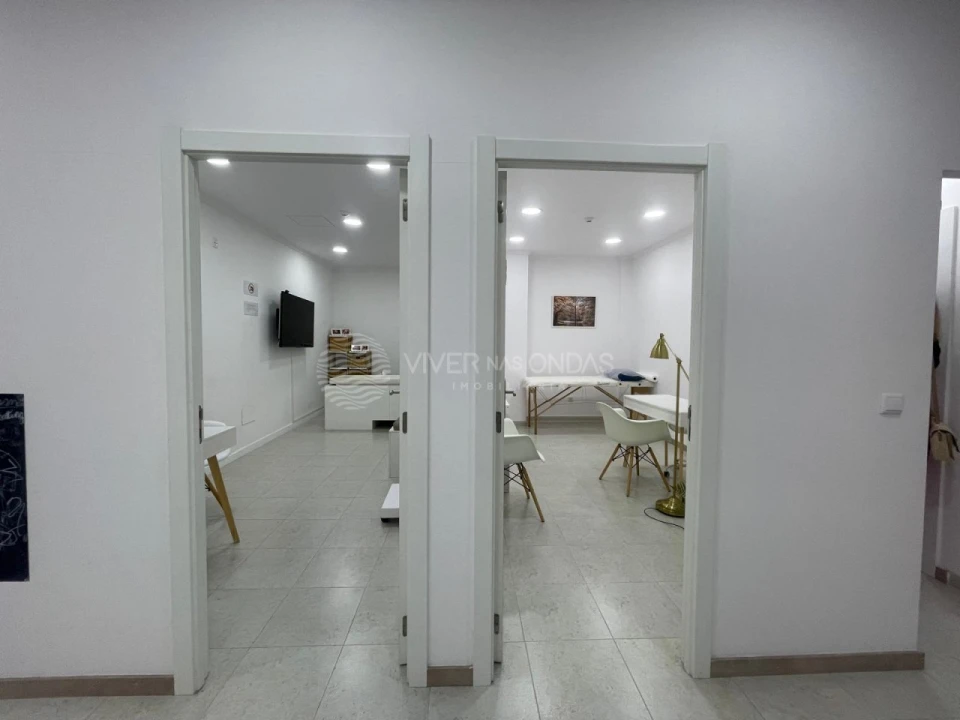 Loja para Arrendamento em Setubal (São Sebastião) Foto 2
