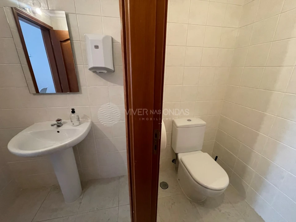 Loja para Arrendamento em Setubal (São Sebastião) Foto 13