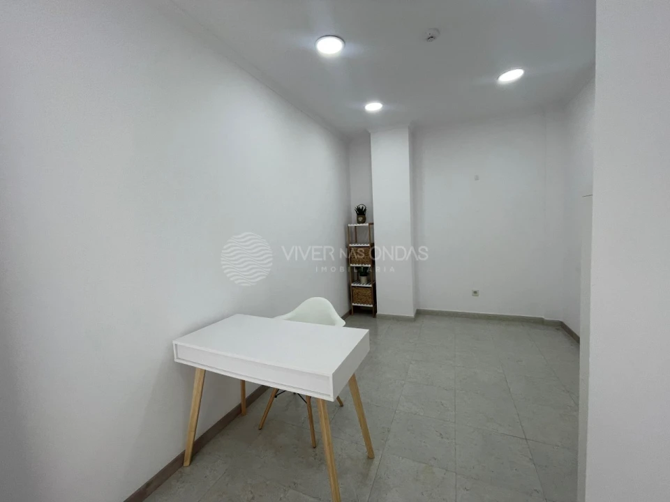 Loja para Arrendamento em Setubal (São Sebastião) Foto 5