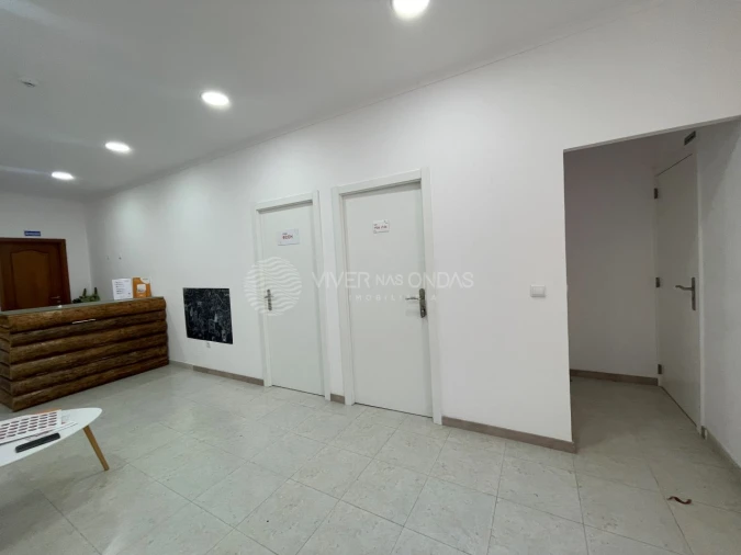 Loja para Arrendamento em Setubal (São Sebastião) Foto 21