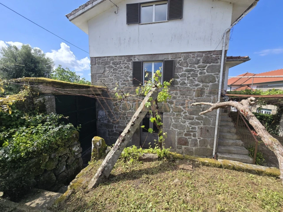 Moradia T3 para Venda em Sopo Foto 4