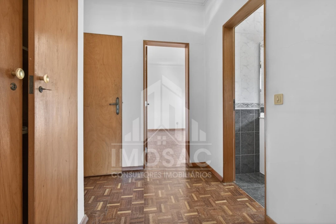 Moradia T3 para Venda em Loures Foto 10